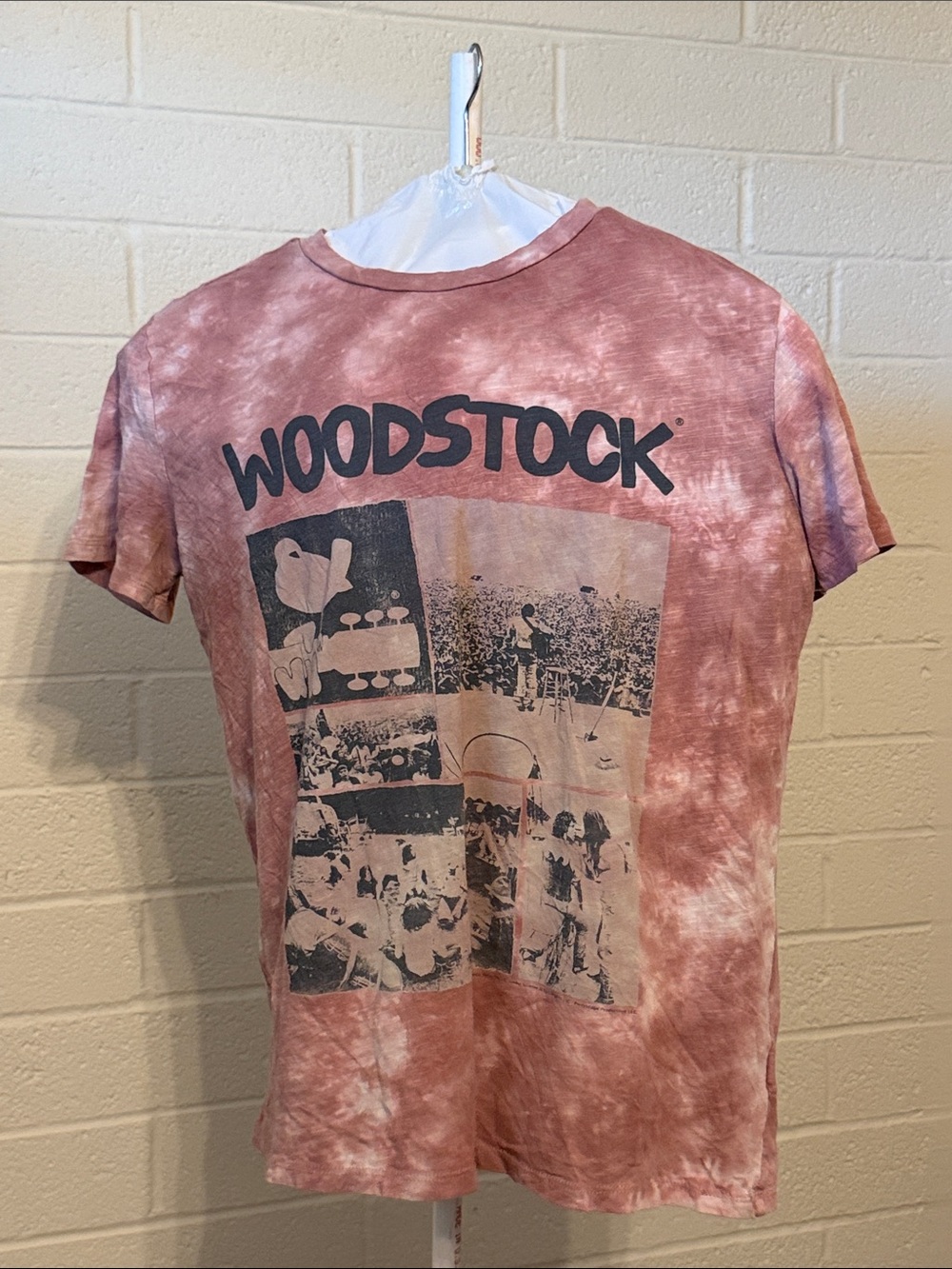 Maurices Men's Woodstock Tie-Dye Graphic Tee - Dusty Rose